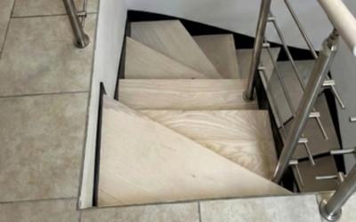 Sostituzione Di Una Scala A Chiocciola: Da Soluzione Scomoda A Scala A Giorno Funzionale: Immagine Elenchi